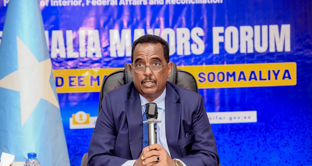 Wasiirka oo muddeeyay Doorashada Guddoonka Gobolka Banaadir.jpg
